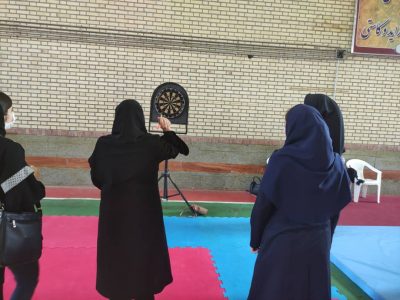 مسابقات پرتاب دارت و تیراندازی با تفنگ بادی بانوان ارس برگزار شد