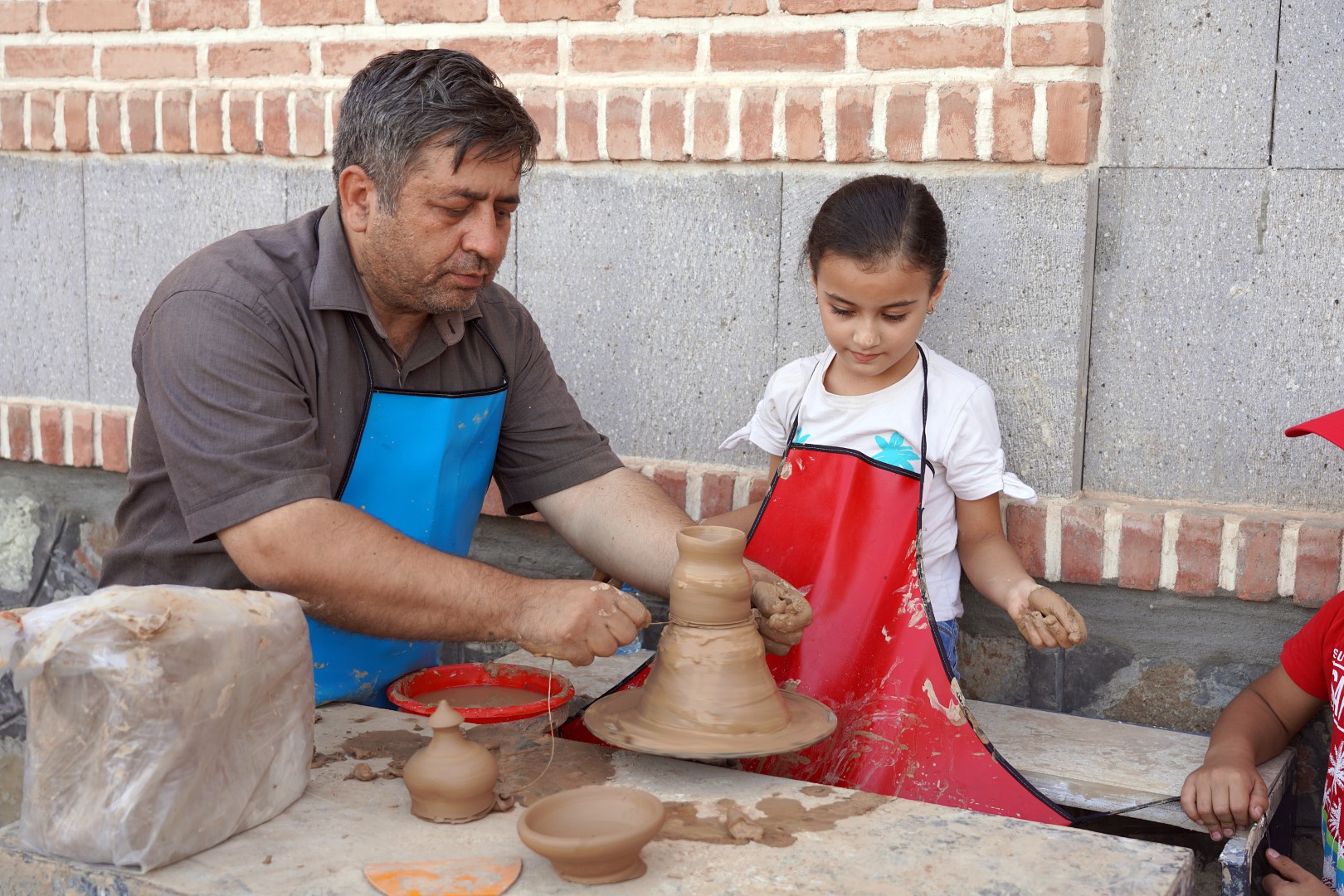 سرگرمی کودکان در باشگاه دهه نودی های ارس