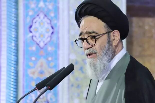 تکمیل ورزشگاه‌ نیمه تمام مرند مهم‌ترین مطالبه ورزشکاران این شهرستان است