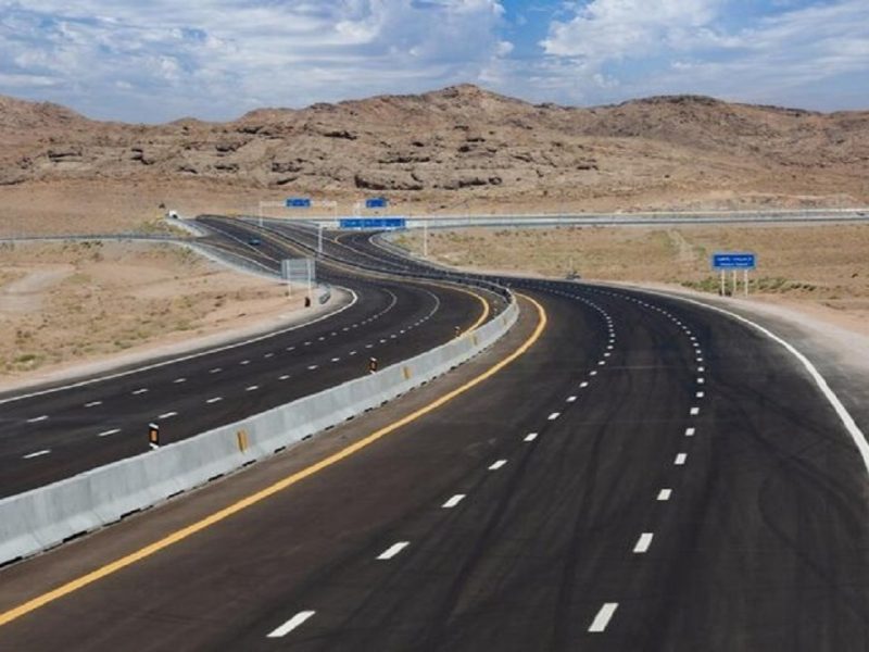 بیش از ۷۵ درصد پروژه‌های بزرگراهی استان اردبیل فعال است