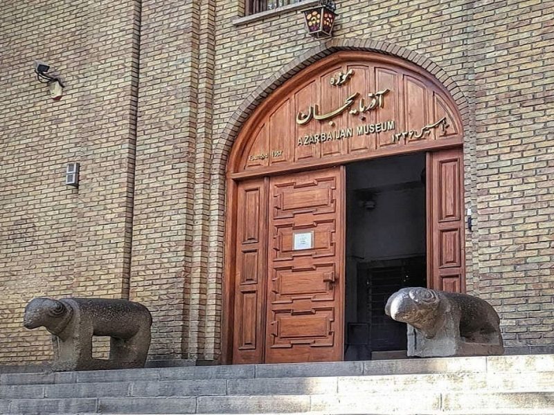 نمایش یافته‌های تپه چمن لیلان در موزه آذربایجان