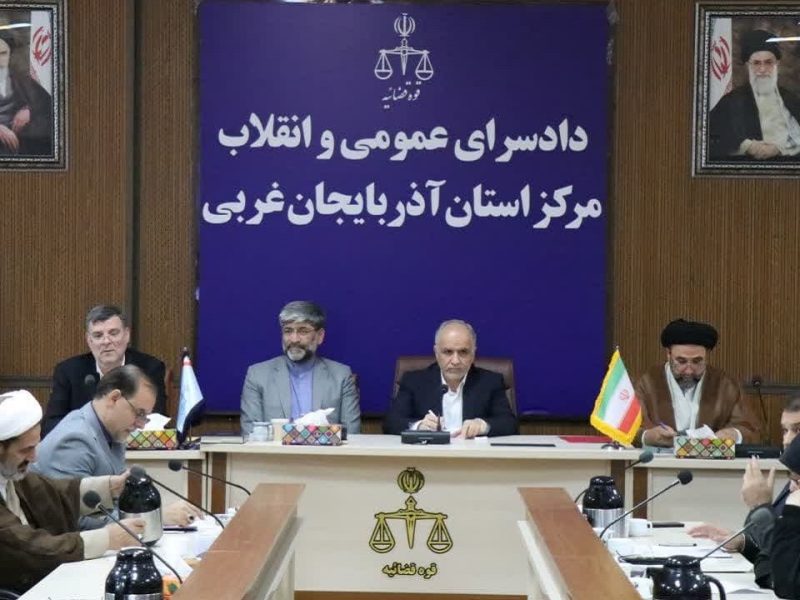 لزوم تعامل دولت با قوای مقننه و قضائیه