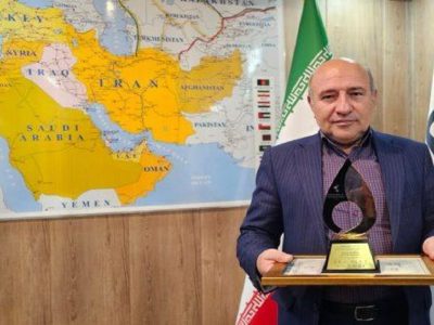 مدیرعامل منطقه آزاد ماکو نشان مدیریت شایسته دریافت کرد