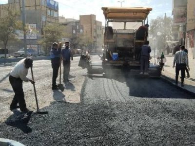 استفاده بیش از ۱۴۰۰ تن آسفالت برای بهسازی محلات جنوب غرب تبریز طی یک هفته