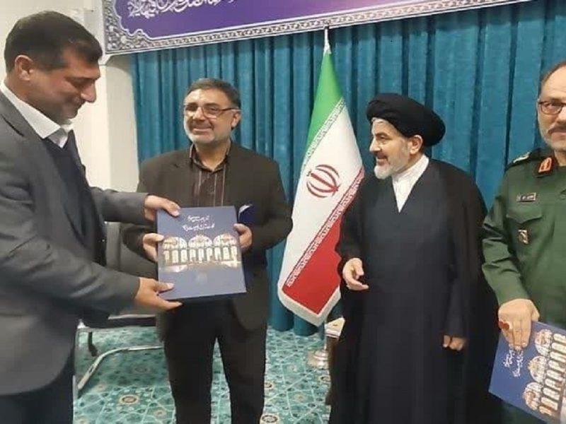 آغاز توزیع اولین کتاب جامع گردشگری آذربایجان غربی