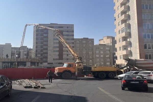 آغاز بتن ریزی ۸۸ مترمکعبی سقف دوم پروژه “فرهنگسرای بانوان و فرآموز”