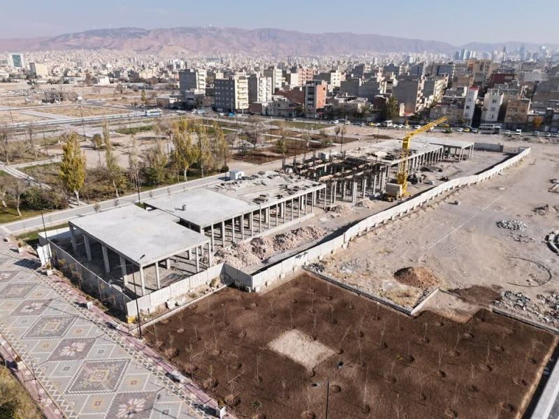 اتمام عملیات قالب بندی یال میانی عمارت کلاه فرنگی  پارک باغشمال