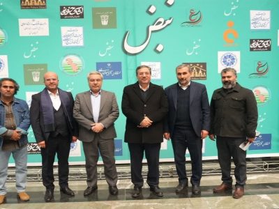 هنرمندان ظرفیت‌های آذربایجان غربی را به تصویر بکشند