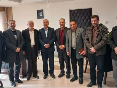 احزاب احساسات، شور و نشاط را به عقلانیت تبدیل می کنند