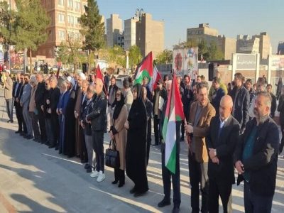 همدلی اهالی فرهنگ، هنر و رسانه تبریز با مردم مظلوم غزه در مقبره‌الشعرا