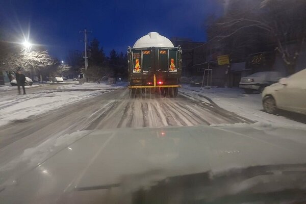 توزیع بیش از ۲ میلیون لیتر محلول طی دی‌ماه در منطقه ۴ تبریز