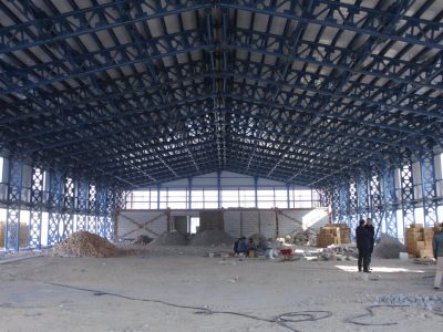 سالن چندمنظوره ورزشی یاغچیان در مرحله اجرای دیوار پیرامون