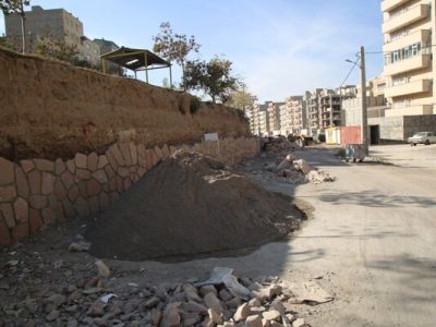 پیشرفت فیزیکی ۶۵ درصدی تکمیل دیوار سنگی خیابان سوسنگرد