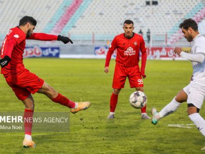 بازی تراکتور مقابل ملوان ۳ بر صفر به سود تراکتور اعلام شد