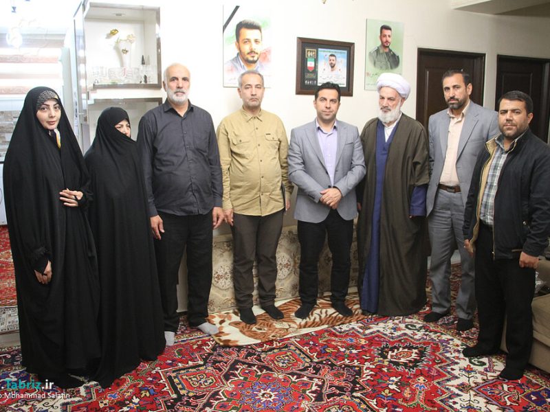 تجلیل شهردار منطقه ۳ تبریز از خانواده معظم  شهیدان والامقام ساداتی و فیضی